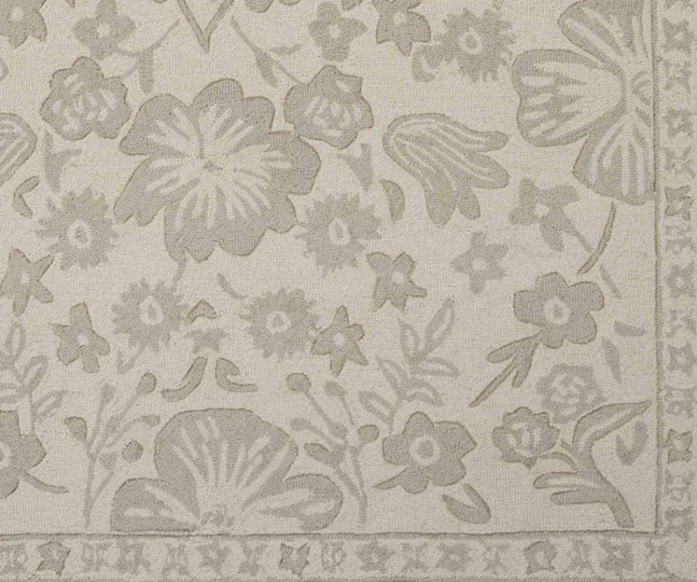 Arboretum Rose Garden Wool-Hooked Rug|RIFLE PAPER Co. New